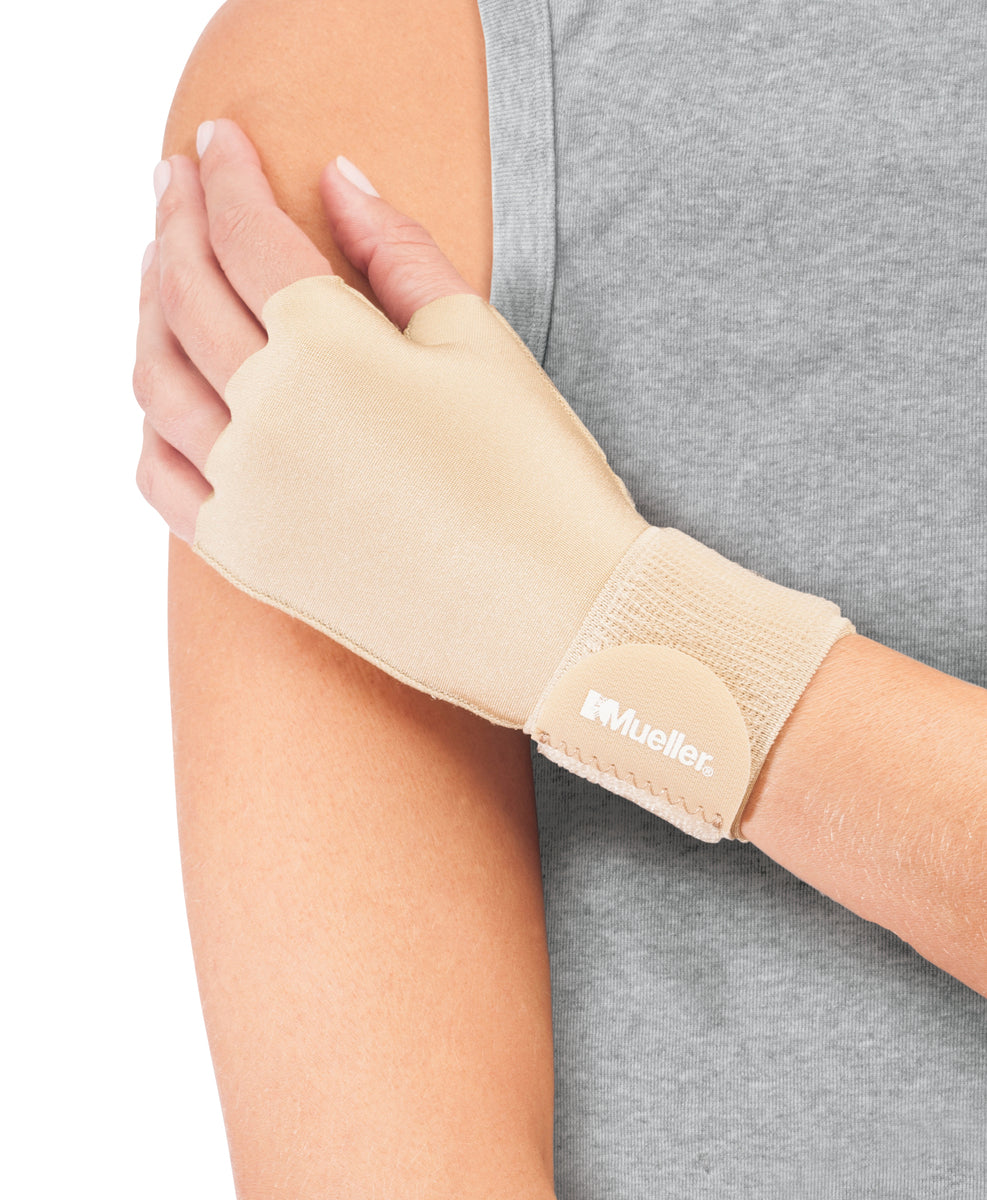 Mueller Compression Gloves, Unisex, Single - Beige