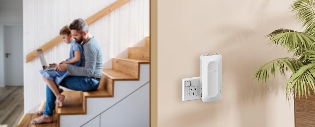 NETGEAR AX1600 4-Stream WiFi 6 Mesh Extender (EAX12)