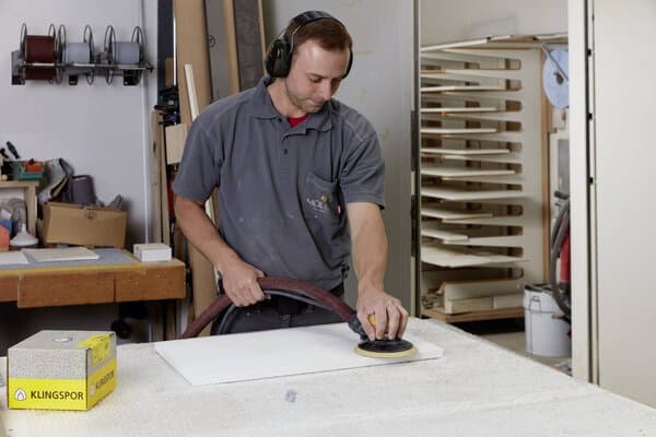 Klingspor PS 33 BK discs self-fastening, 150 mm grain 240 hole pattern GLS47 Pack of 100