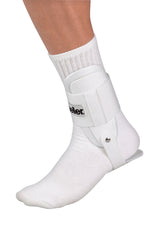 Mueller Lite Ankle Brace OSFM