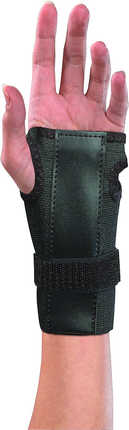 Mueller adjustable wrist brace with splint black, one size fits most