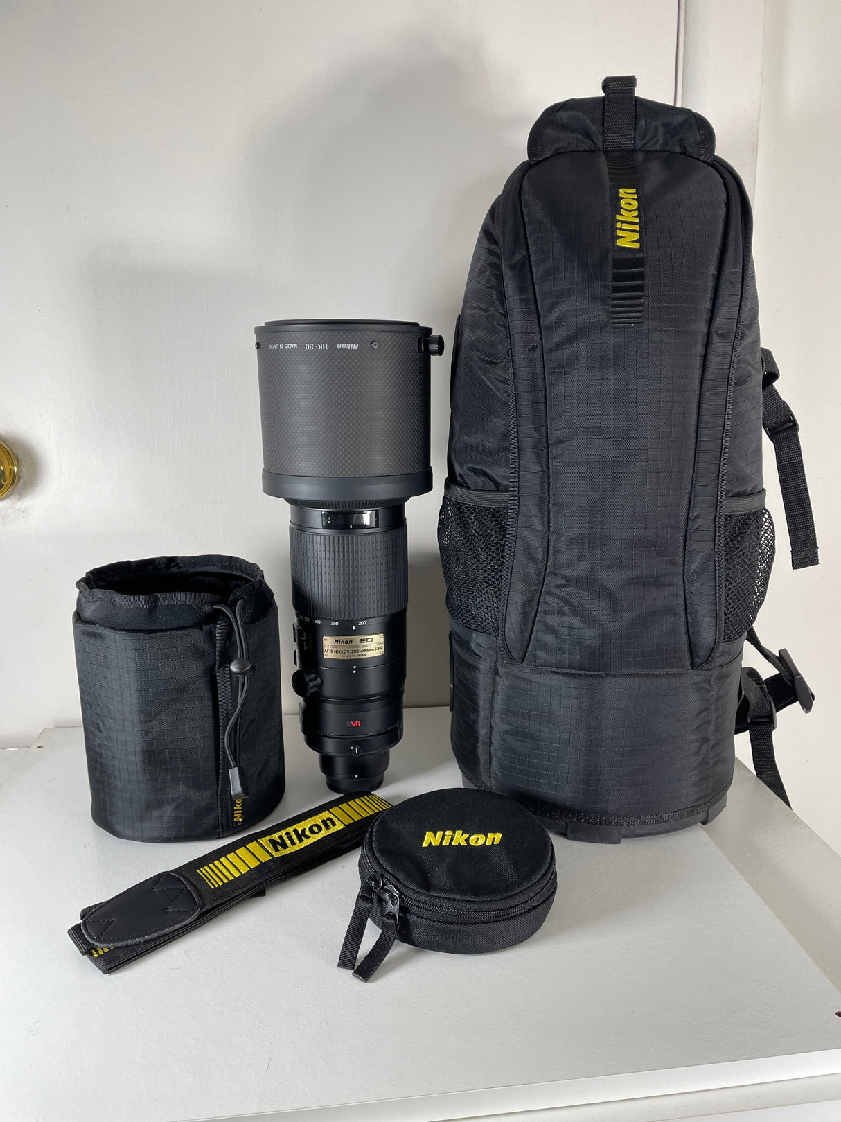 Nikon AF-S NIKKOR 200-400mm f/4G VR IF-ED SWM Super Telephoto Zoom Lens