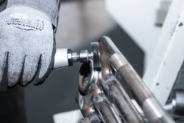 Klingspor BRS 600 W round shaft brush 600 W, 30 x 9 x 6 mm, 0,2 Steel Pack of 20